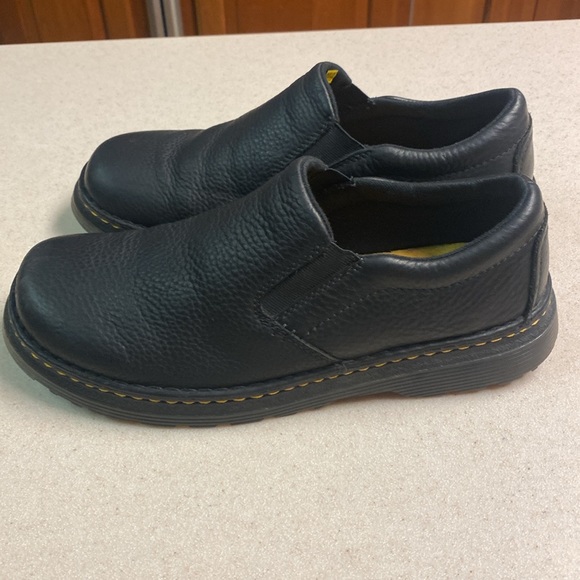 Dr Martens Airwair black shoes - Picture 2 of 7